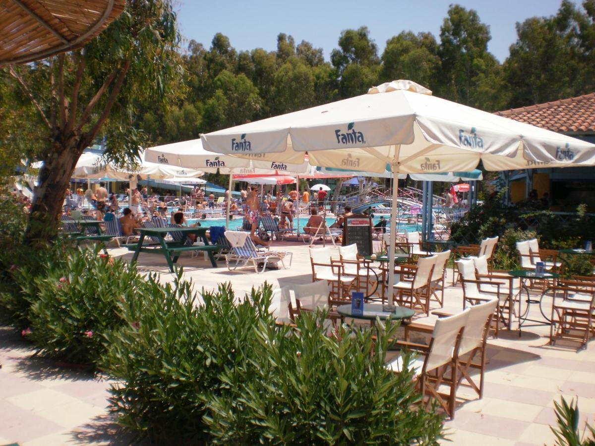 Happy Camp Mobile Homes In Camping Golden Sunset Alissos Exterior foto